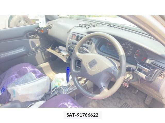 Toyota COROLLA VAN 2002-08 8354189-12