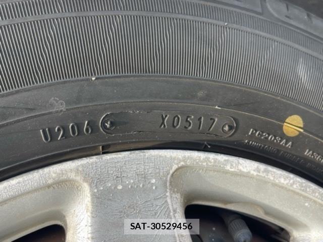 Toyota CORONA PREMIO 1999-04 8354194-9