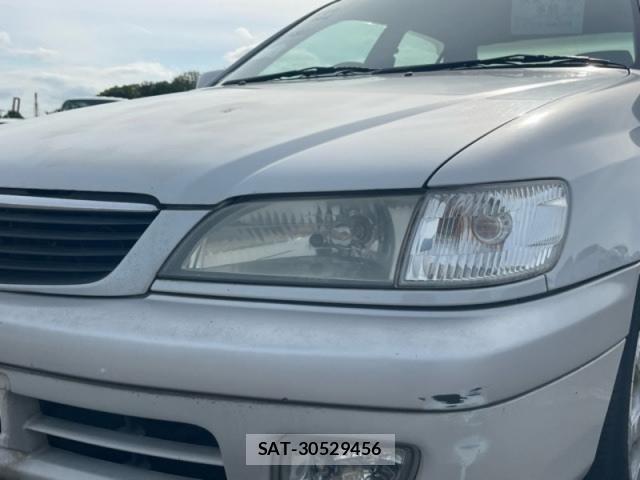 Toyota CORONA PREMIO 1999-04 8354194-27