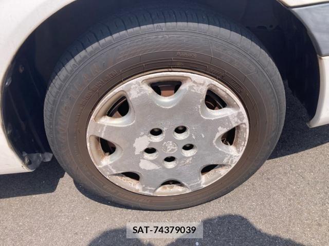 Toyota CORONA PREMIO 1999-07 8411756-5