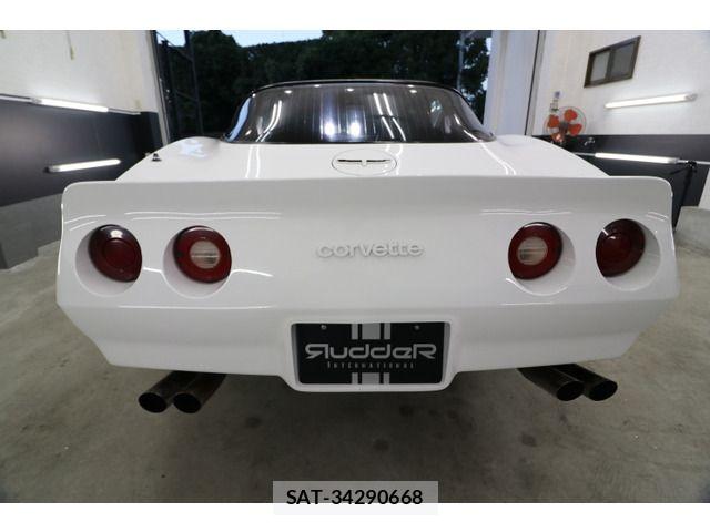 Chevrolet CORVETTE 1989-03 8034984-2