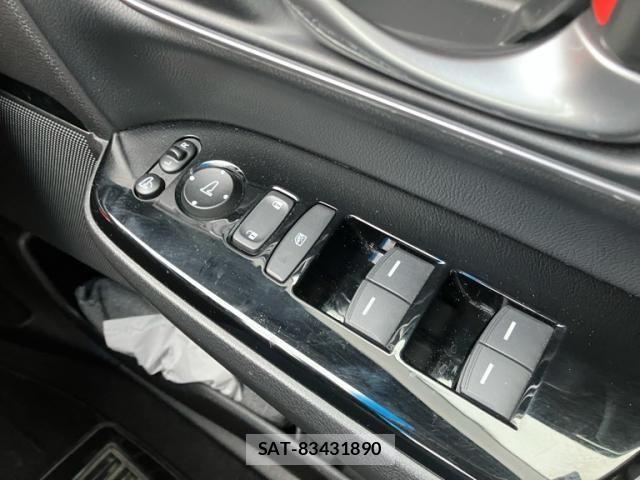Honda CR-V 2018-10 7216744-26