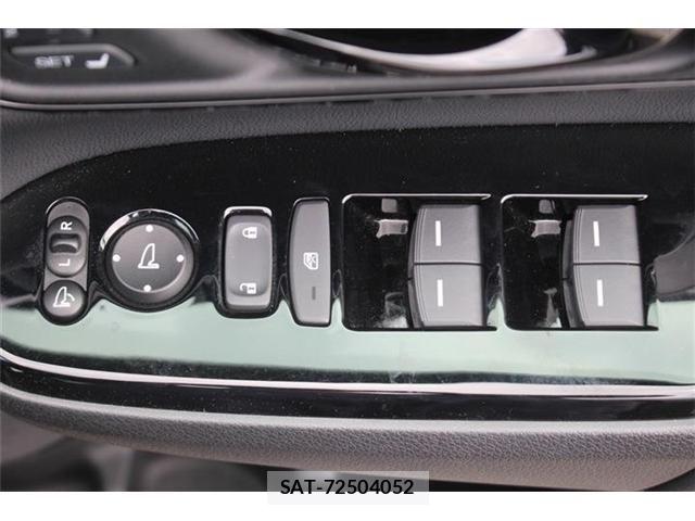 Honda CR-V 2020-09 6903772-24