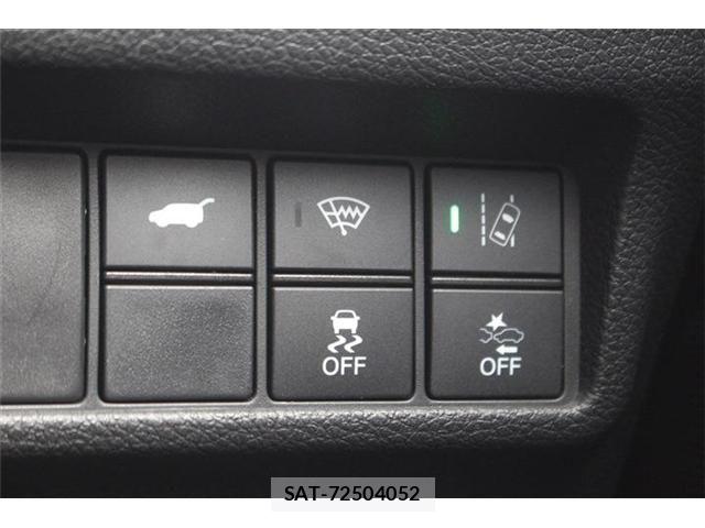 Honda CR-V 2020-09 6903772-3