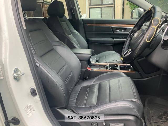 Honda CR-V 2019-11 8229436-12
