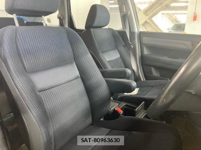 Honda CR-V 2007-09 8411821-10