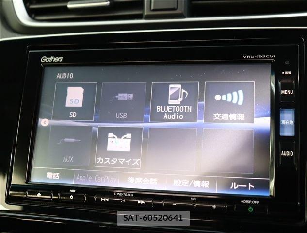 Honda CR-V 2018-11 1608660-12