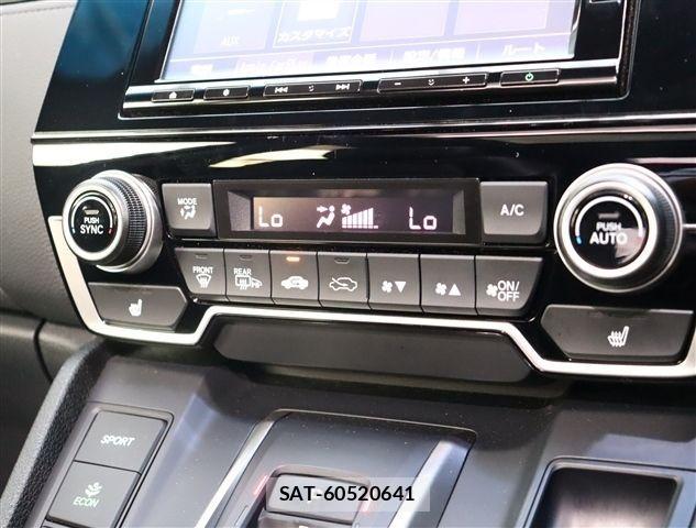 Honda CR-V 2018-11 1608660-14