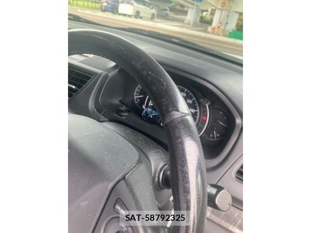 Honda CR-V 2012-03 7961057-19