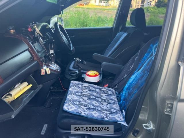 Honda CR-V 2007-06 8158228-10
