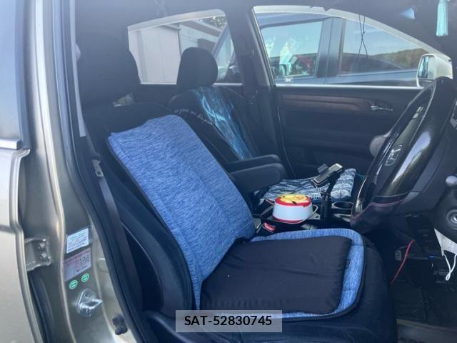 Honda CR-V 2007-06 8158228-12