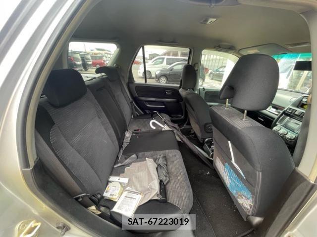 Honda CR-V 2006-05 8229442-13