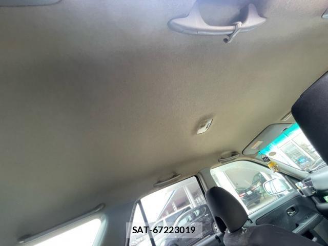 Honda CR-V 2006-05 8229442-18