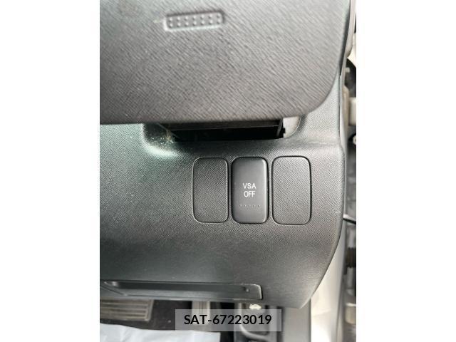 Honda CR-V 2006-05 8229442-23