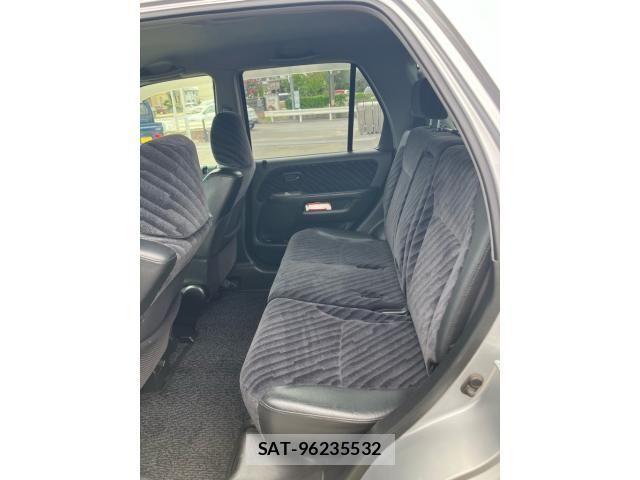 Honda CR-V 2002-01 8229440-15
