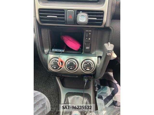Honda CR-V 2002-01 8229440-17