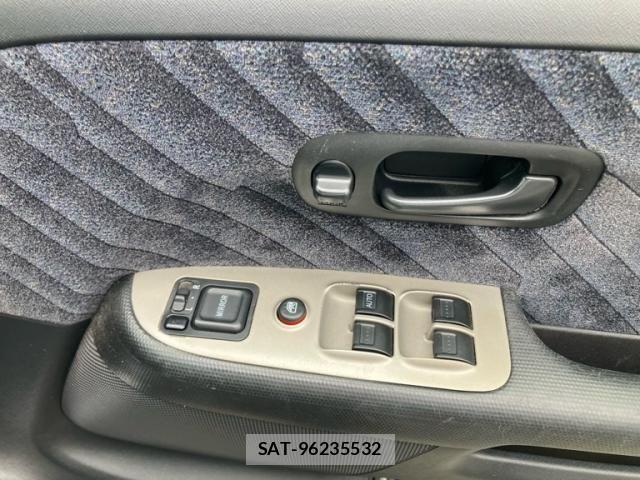Honda CR-V 2002-01 8229440-19