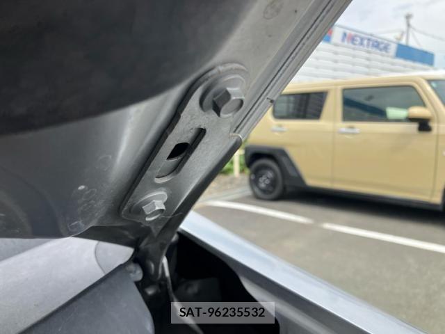 Honda CR-V 2002-01 8229440-25
