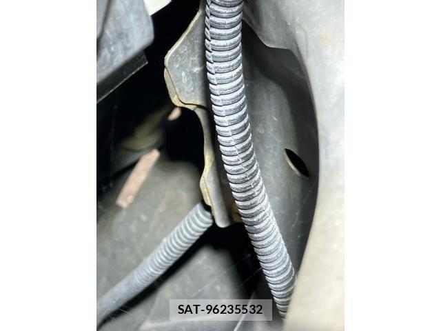 Honda CR-V 2002-01 8229440-27