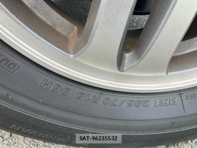 Honda CR-V 2002-01 8229440-6
