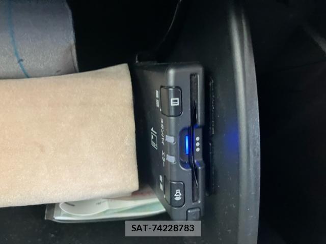 Honda CR-V 2007-08 8244938-24