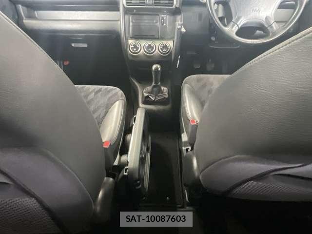Honda CR-V 2004-05 8335406-21