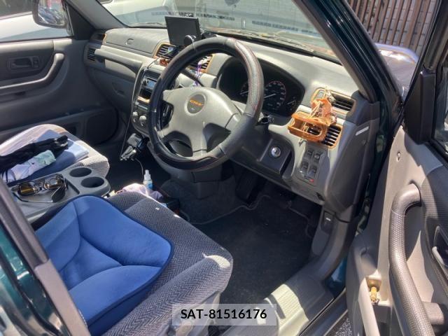 Honda CR-V 1996-03 8658593-10