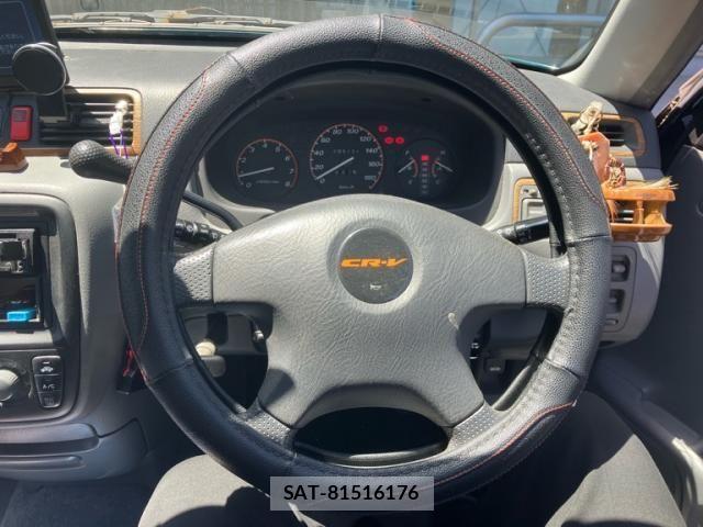 Honda CR-V 1996-03 8658593-14