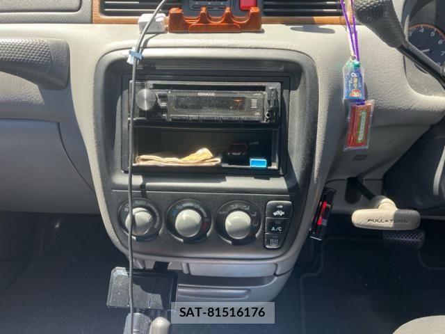 Honda CR-V 1996-03 8658593-17
