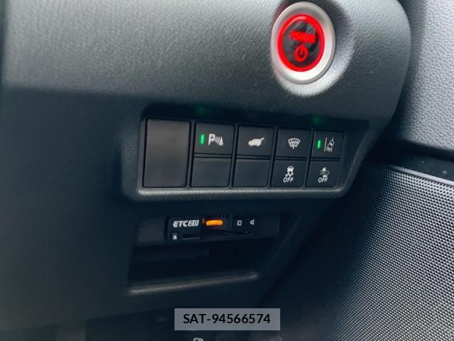 Honda CR-V 2022-02 7326431-13