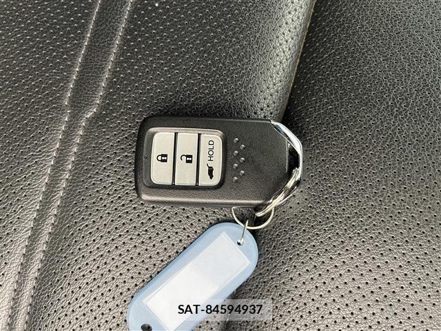 Honda CR-V 2022-06 8335407-17