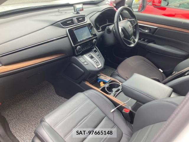Honda CR-V 2022-09 8828454-11