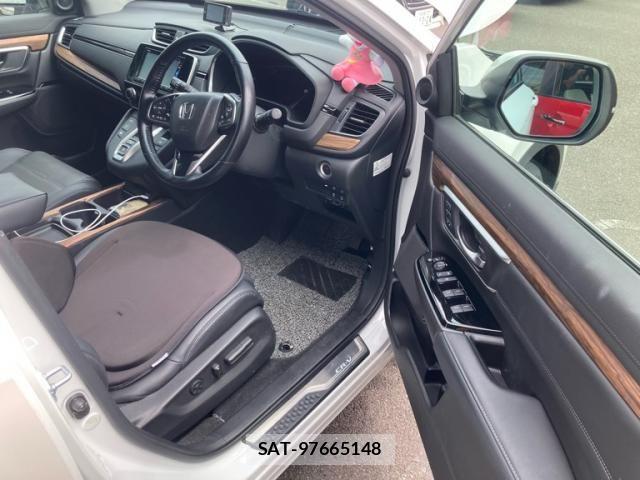 Honda CR-V 2022-09 8828454-15