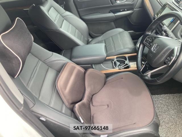 Honda CR-V 2022-09 8828454-18