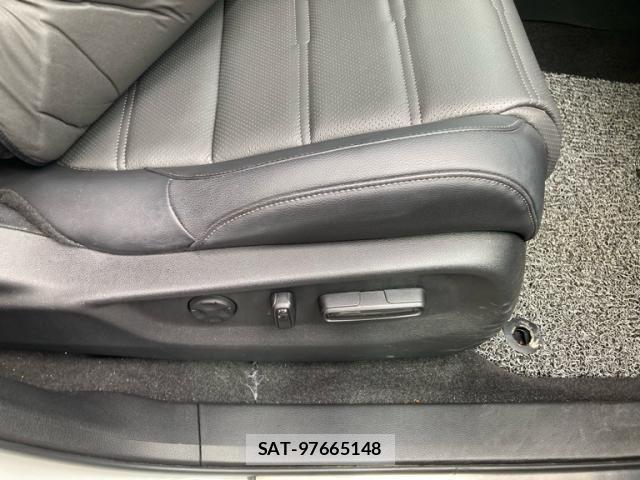 Honda CR-V 2022-09 8828454-19