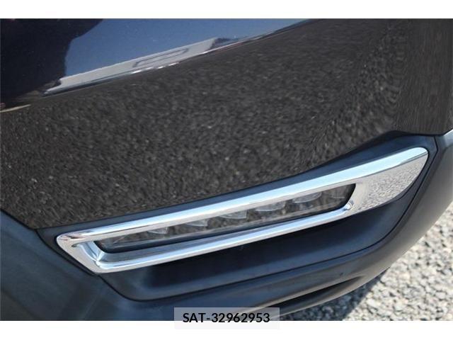 Honda CR-V HYBRID 2018-01 4240241-17