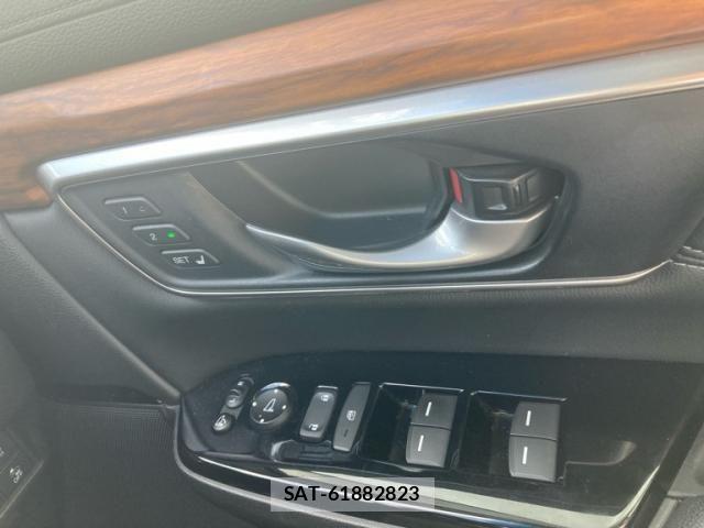 Honda CR-V HYBRID 2018-12 7326442-17