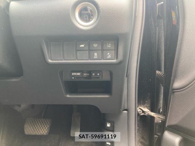 Honda CR-V HYBRID 2019-06 7391748-12