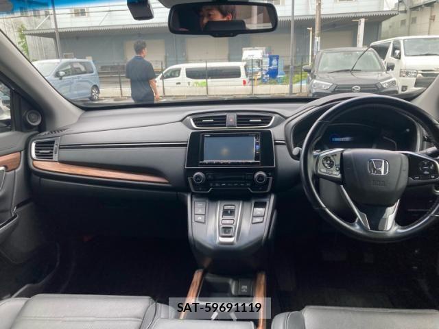 Honda CR-V HYBRID 2019-06 7391748-15