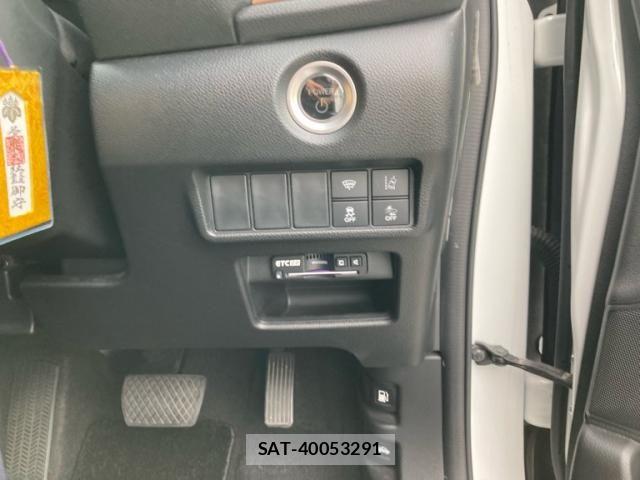 Honda CR-V HYBRID 2019-10 8411836-14