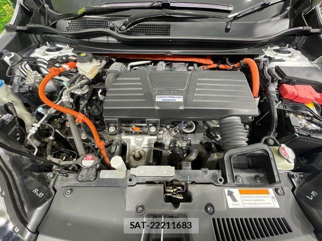 Honda CR-V HYBRID 2019-07 8828455-17