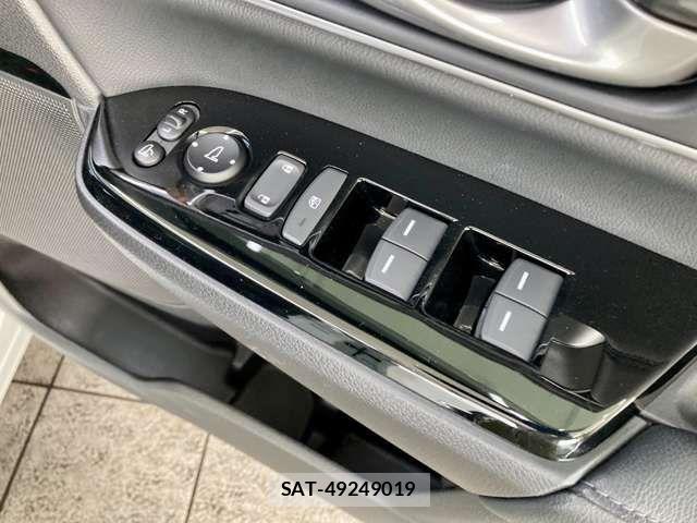 Honda CR-V HYBRID 2019-02 7615893-17