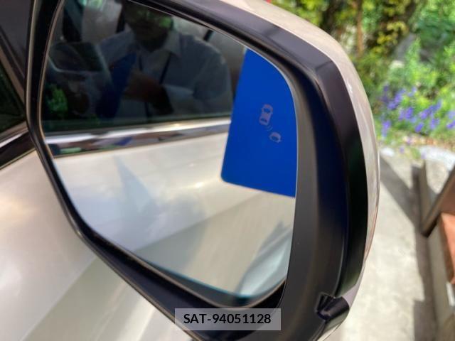 Honda CR-V HYBRID 2019-07 7615894-20