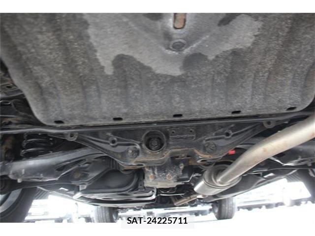 Honda CR-V HYBRID 2018-12 8828463-17