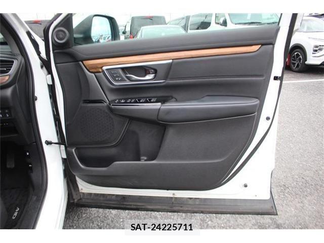 Honda CR-V HYBRID 2018-12 8828463-18