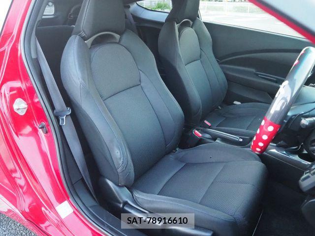 Honda CR-Z 2012-07 1227587-20