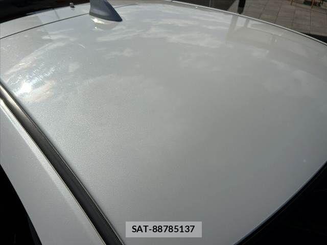 Honda CR-Z 2010-04 3356435-29