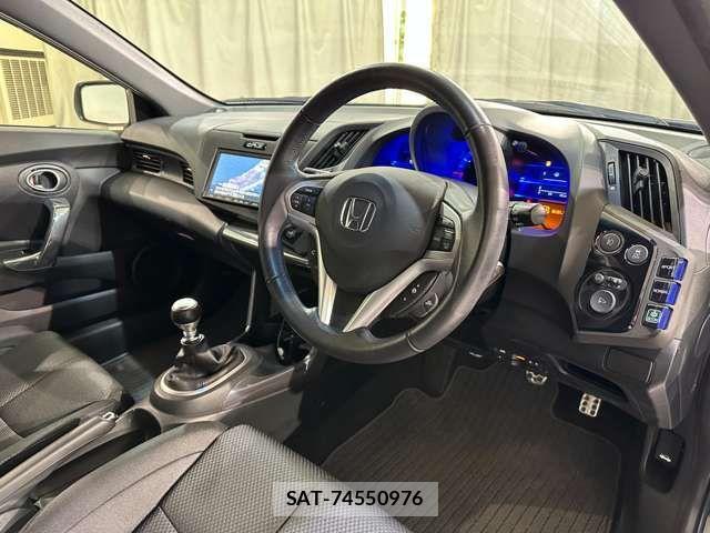 Honda CR-Z 2012-07 3356434-8