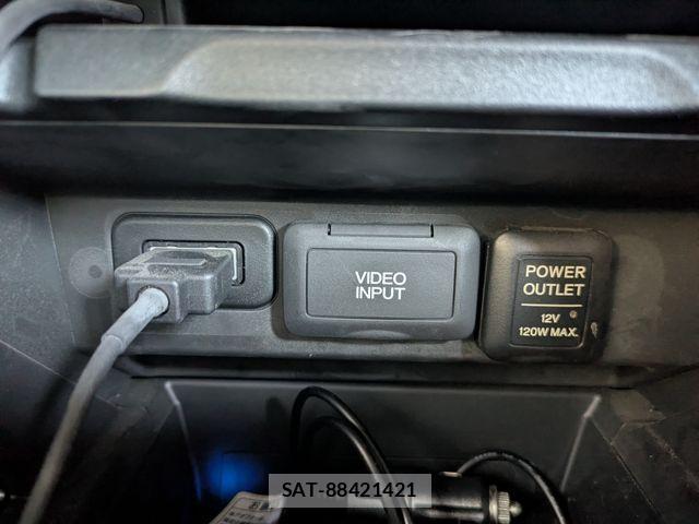 Honda CR-Z 2012-03 4175059-14