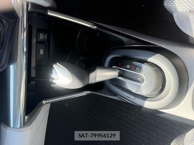 Honda CR-Z 2010-06 4322228-12